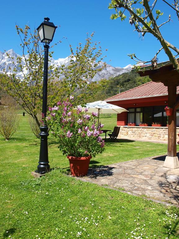 Hotel El Jisu Camaleño Екстериор снимка